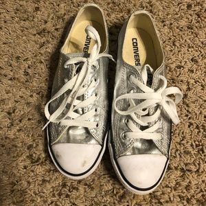 Preowned Silver Dainty Converse Size 6